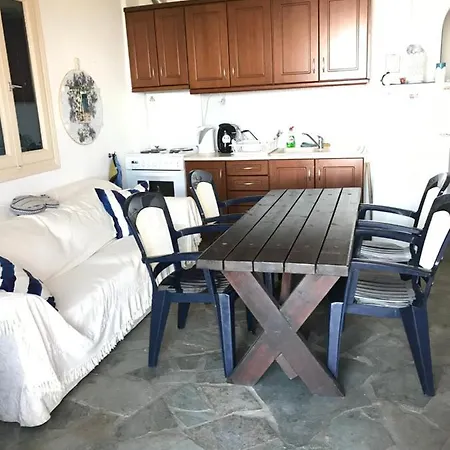 Traditional House Flabouria * Flampouria